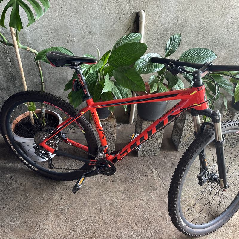 Bicicleta Escort TM a.L capacete vai de brinde